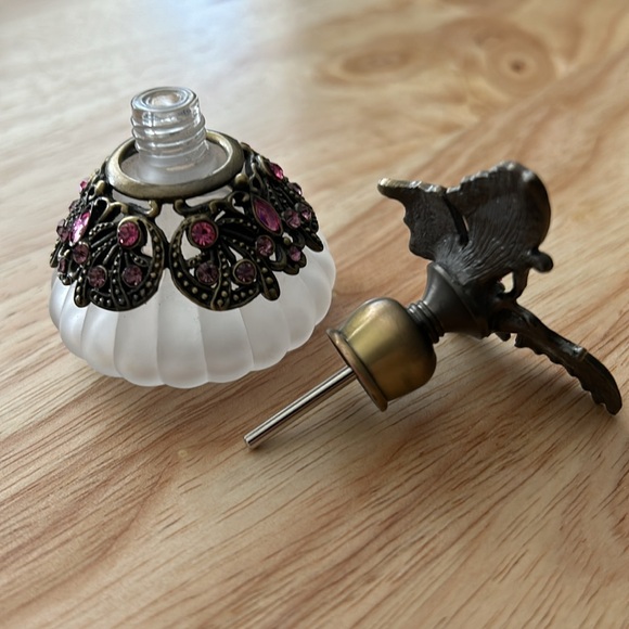 Glass Gemmed Butterfly Perfume Bottle - Picture 7 of 10